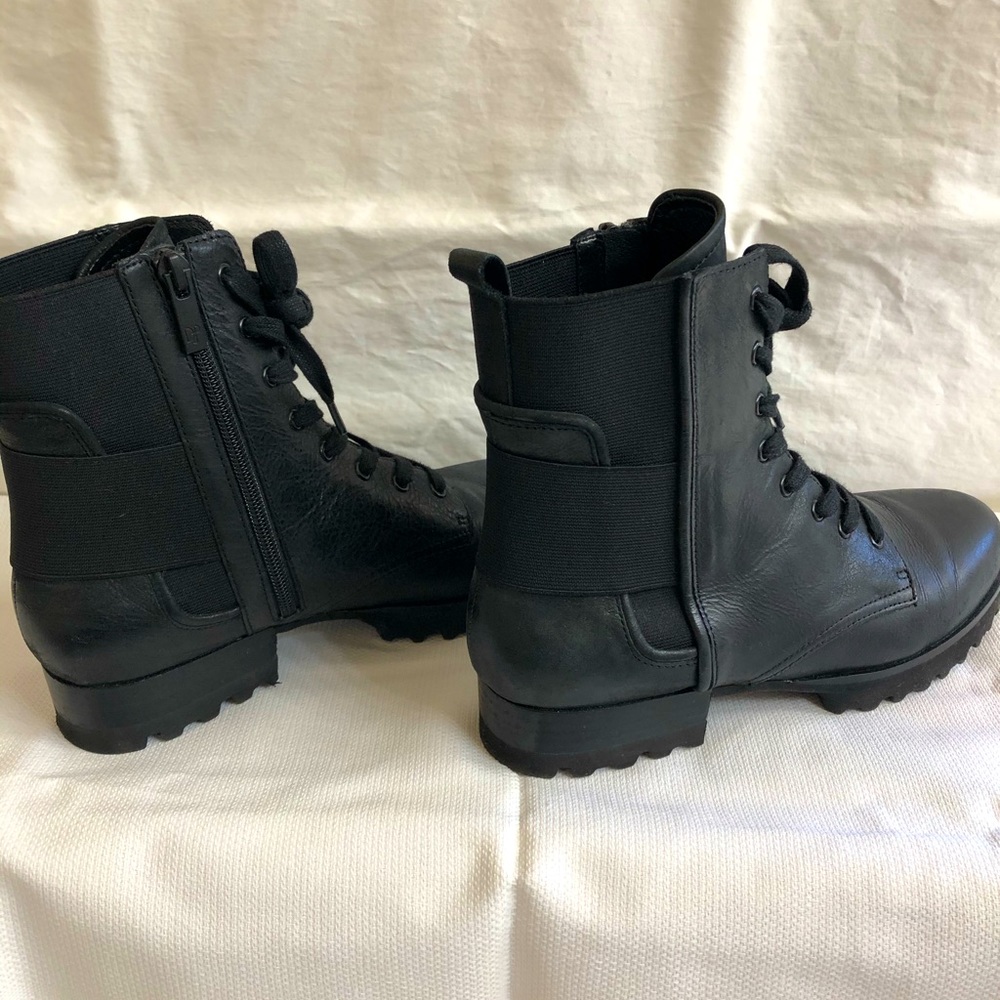 Donald Pliner Moto boots